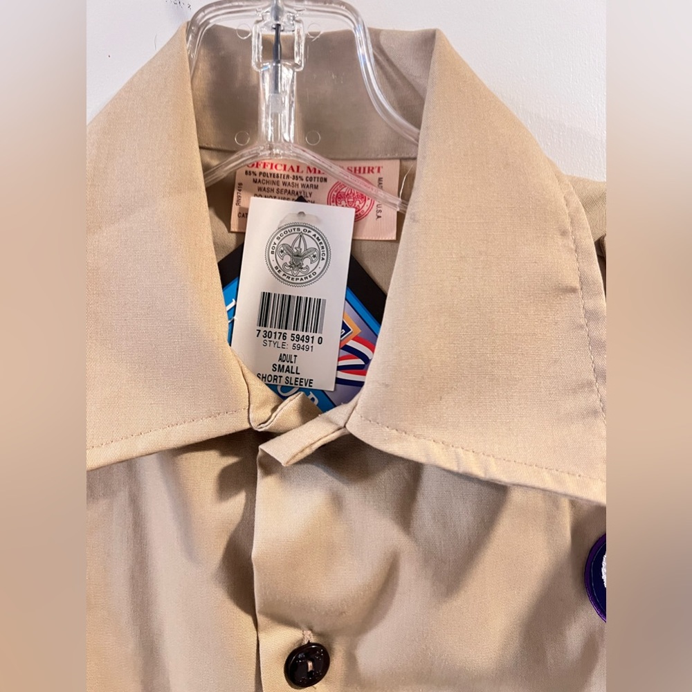 NEW Adult size Small Boy Scouts of America Official Uniform khaki Shirt - Picture 3 of 5